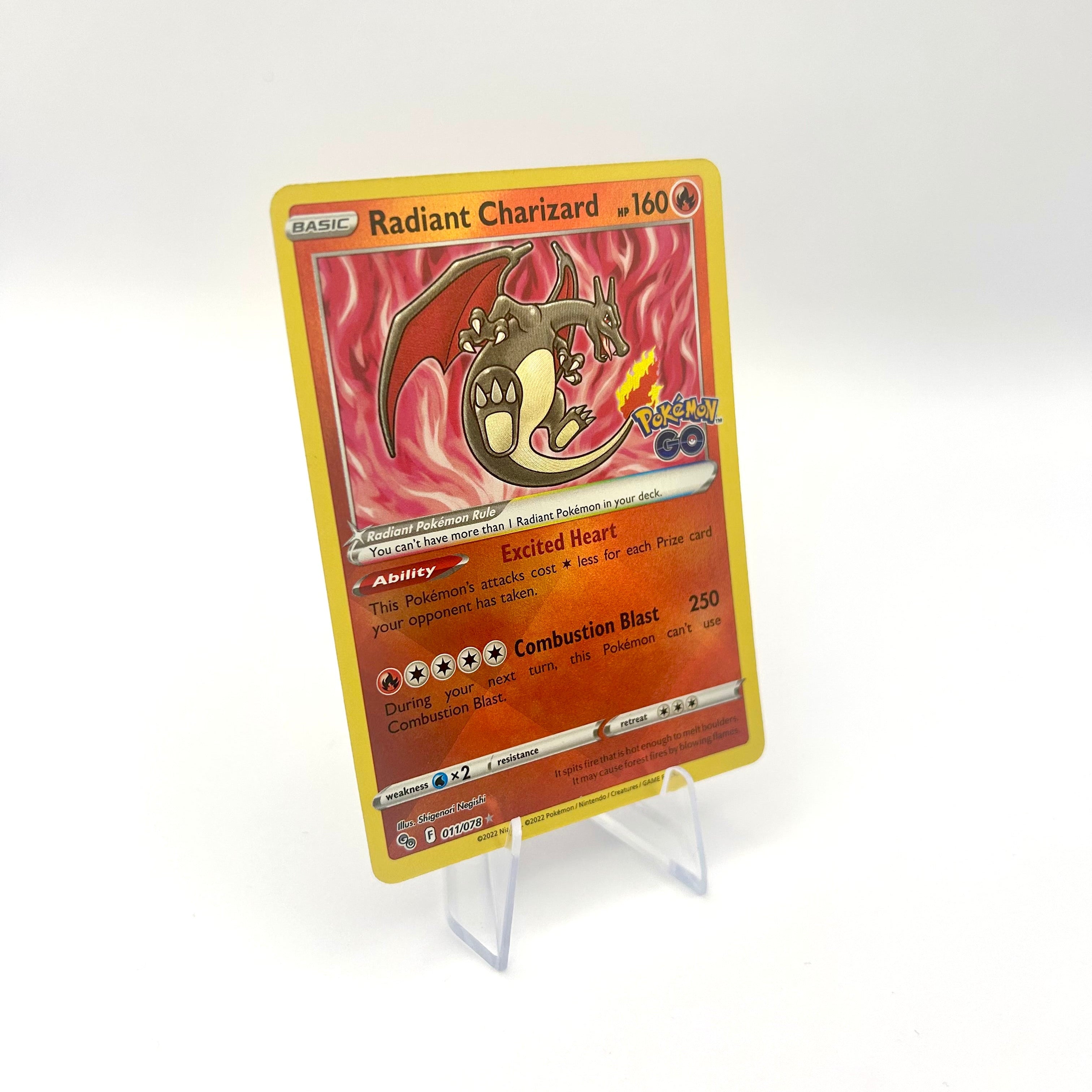 Pokémon Strahlendes Glurak / Holo / 011/078 / Pokémon GO / Englisch